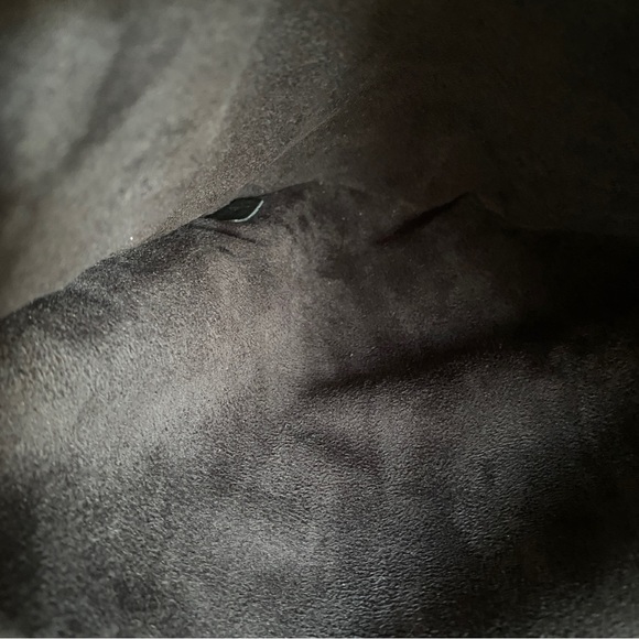 Serapian Leather Document laptop Case - Picture 9 of 12